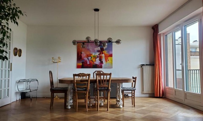 Vanves Apartment | Family-Friendly Stay at Bd du Lycée-Rue d'Issy, Score 8.8