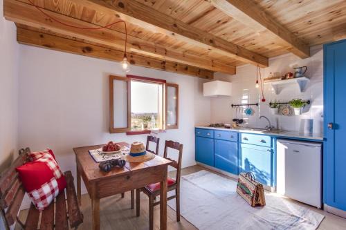 Valega House | Explore Nature at Be and See: Rated 9.5/10 with Breakfast