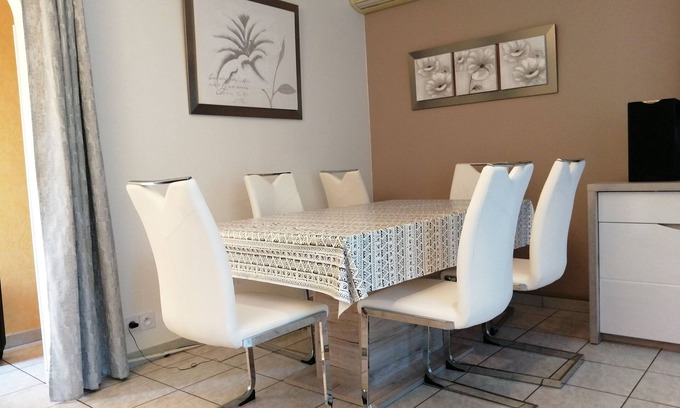 Saint-Hippolyte Villa | Idyllic Villa Retreat with Pool and Ocean Views near Le Barcarès