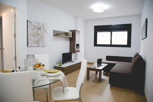 Angustias - Chana - Encina Apartment | Comfortable Stay at Be Free Granada: Pet & Child Friendly