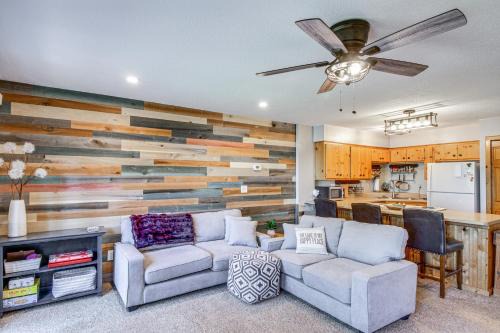 Brainerd House | Family-Friendly Brainerd Townhome with Dock & Beach Access