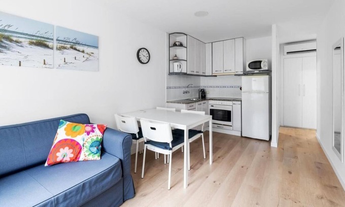 Castelldefels Apartment | Beach apartment IV Coeur de Plage with A/C & Wi-Fi