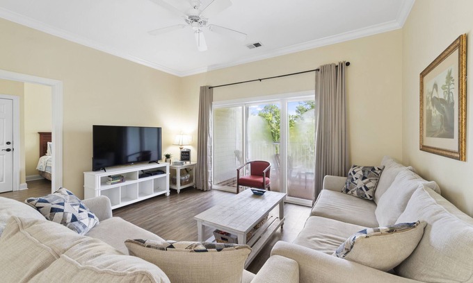 North Litchfield Beach Condo | Oceanfront 2BR Condo at Litchfield - Guest Rated 9.8
