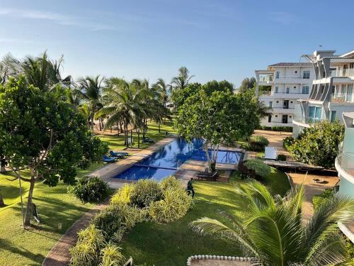 Nilaveli Apartment | Oceanfront Beach Bliss with Private Pool and Restaurant