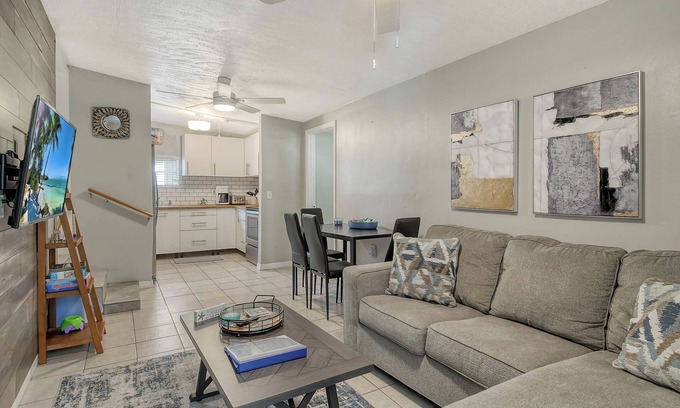 Southgate House | Family-Friendly Beach Bum Bungalow Near Siesta Key
