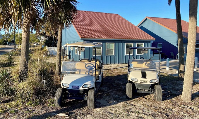 East End Cottage | Beach Bum Cottages: Ideal for Oceanfront Getaways