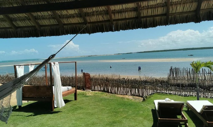 Ponta do Anel Ski Chalet | Beach Bungalow with Ocean View & Pet-Friendly Amenities