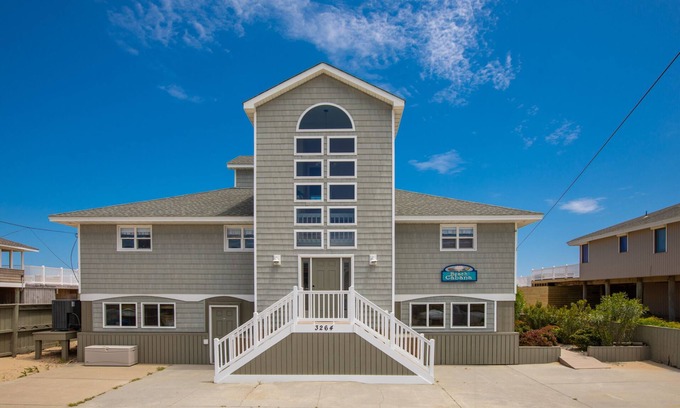 Sandbridge House | Oceanfront Retreat with Pool, Hot Tub & Cabana for 24