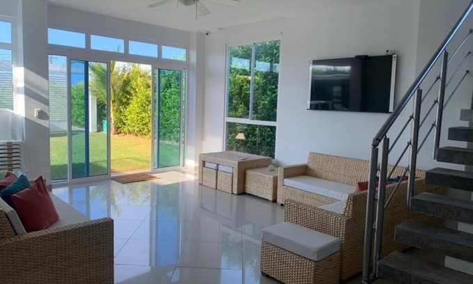 Santa Veronica Cabin | Relaxing Beach Cabin Near Barranquilla with Private Pool