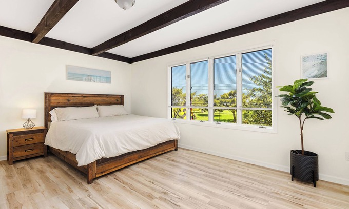 Midtown Ocean City House | Unforgettable Getaway: King Bed, Beach Access & Fast Wi-Fi