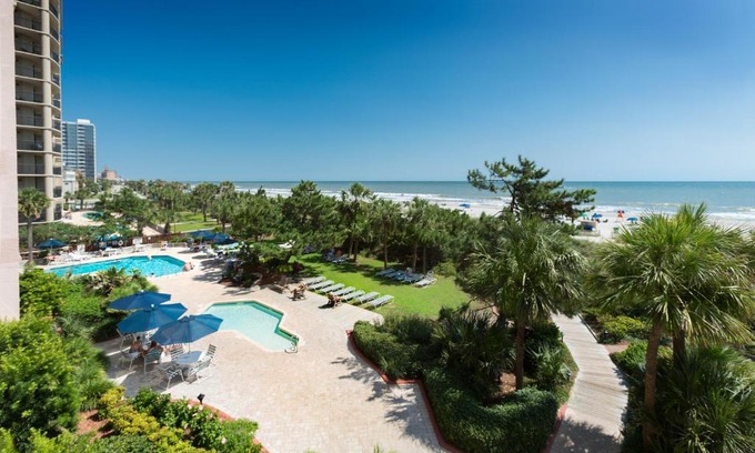 Myrtle Beach Resort | Enjoy Oceanfront Bliss at Beach Colony Resort