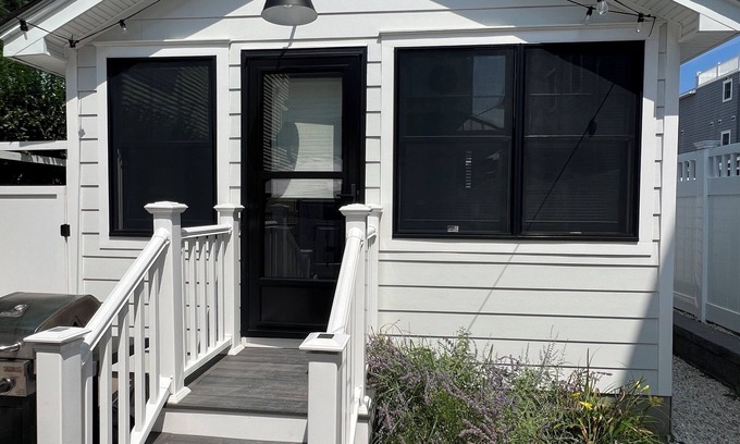 Ship Bottom Cottage | Beach Cottage 3: Oceanfront Retreat with Family-Friendly Perks
