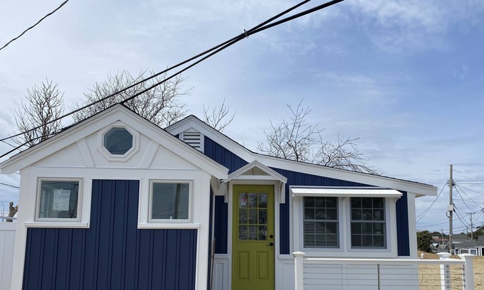 Dennis Port Cottage | Beach Cottage …. Steps to Nantucket Sound!