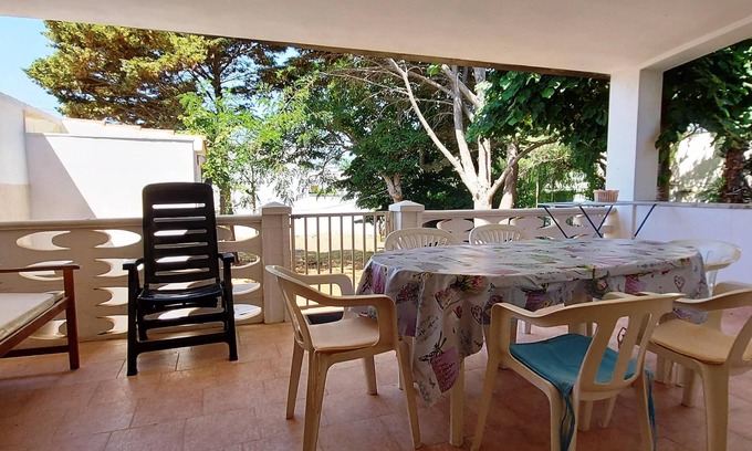 Torre Specchia Ruggeri House | Beach Front Holiday House with Private Garden & Ocean View