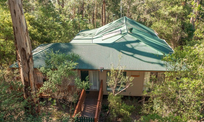 Denmark House | Family-Friendly Getaway: Pet Welcome, Beach & Wineries Awaits