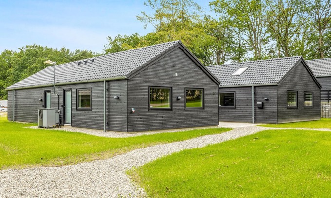 Krakow am See House | Top-Rated Cottage with Indoor Pool, Jacuzzi & Spa Amenities