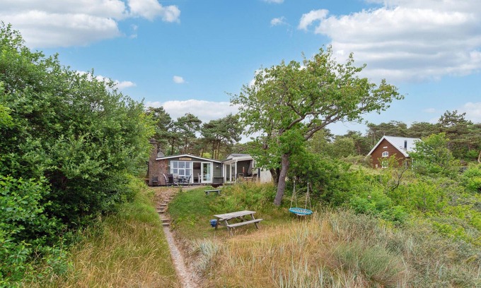 Sømarken House | Beachfront Retreat with Ocean Views and Spa Amenities