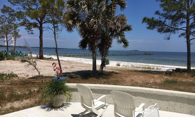 Panacea House | Beach Front Oasis for 12 with Ocean Views & Breakfast