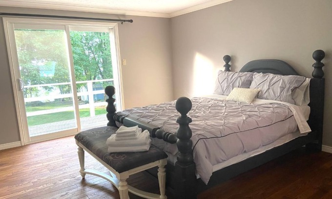 Plympton-Wyoming House | Idyllic Beach Front Oasis with Family-Friendly Amenities
