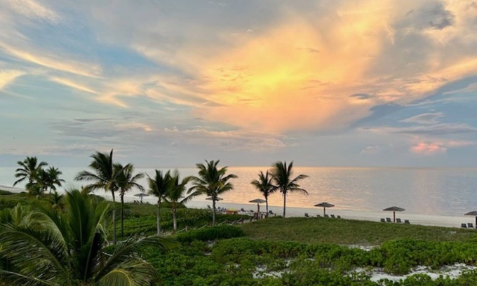 Wheeland Settlement Condo | Experience the Beachfront Penthouse with Ocean View & Pool