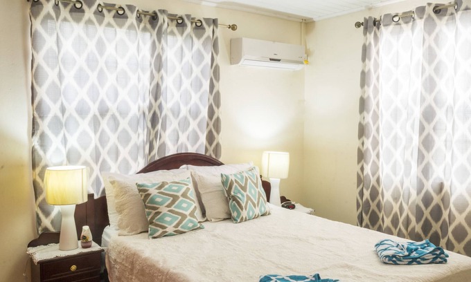 Mullins Cottage | Beachfront Escape in Barbados with Kitchen Amenities