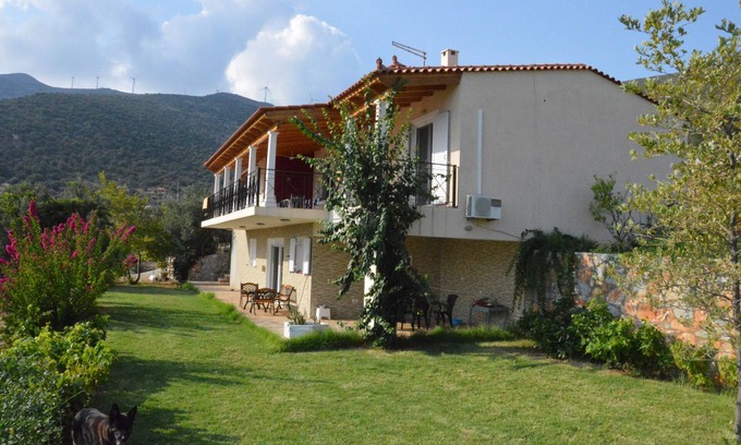 Kymi-Aliveri Villa | Beach Front Villa in Euboea with Breathtaking Views