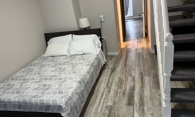 Wasaga Beach House | Beachfront Retreat at Wasaga Beach with Ocean Views & BBQ