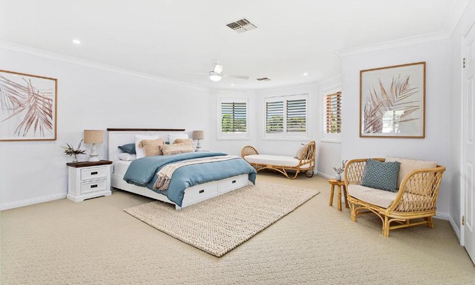 Shoalhaven Heads House | Relax at Beach Haven: Family-Friendly Getaway with 8.9/10 Rating