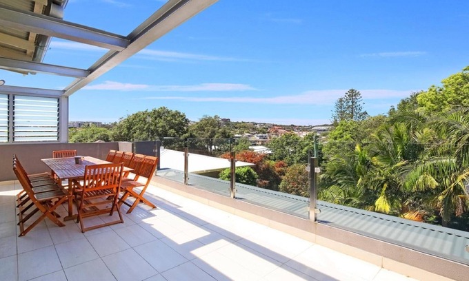 Terrigal Apartment | BEACH HAVEN | Exceptional Oceanfront Retreat with WIFI