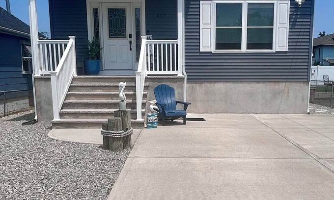 Ocean Gate House | Pet-Friendly Beach House Steps from the Ocean with Pool