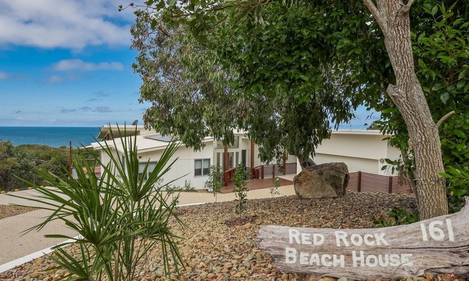 Agnes Water House | Oceanfront Beach House at Red Rock - Family-Friendly Retreat