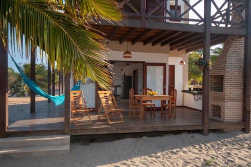 Barra Grande Villa | Beach House Barra Grande: Oceanfront Escape with Pool
