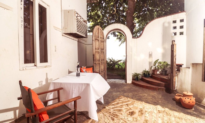 Mbezi Beach House | Beach House: Enjoy Complimentary Breakfast & Fast Wifi