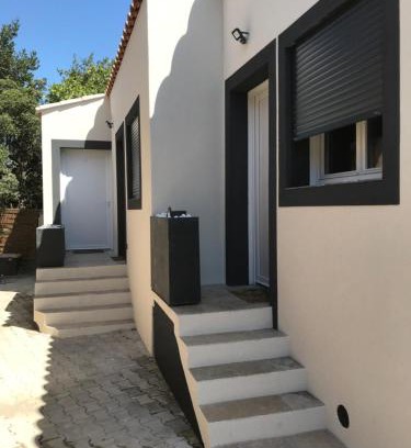 Fos-sur-Mer House | Oceanfront Beach House with 9.3/10 Guest Rating