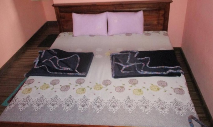 Hendala House | Cozy Beach House Retreat in Colombo for Your Getaway