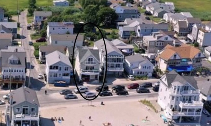 Milford House | Cozy Beach House Retreat in Milford, CT with Spa & Hot Tub