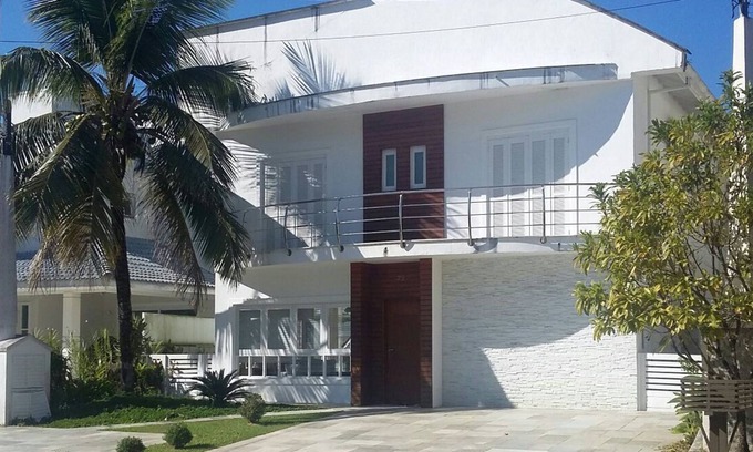 Vista Linda House | Beach house in the high-end condominium Hanga Roa