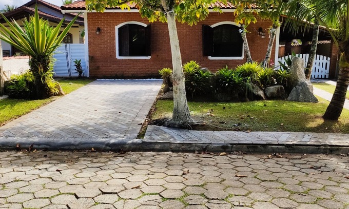 Morada da Praia House | Beach House Escape: Oceanfront Bliss 150 km from São Paulo