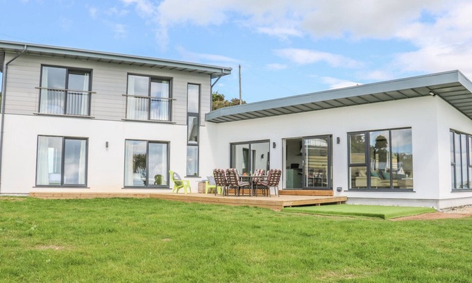 Riverchapel House | Oceanfront Beach House in Courtown: Pet Friendly Retreat