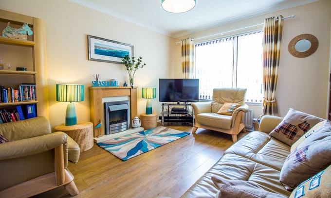 Crail House | Beach House Walk: Cozy Getaway with Oceanfront Views