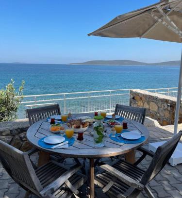 Bodrum House | Beach House with Private Beach Access Near Bodrum - Rated 10/10