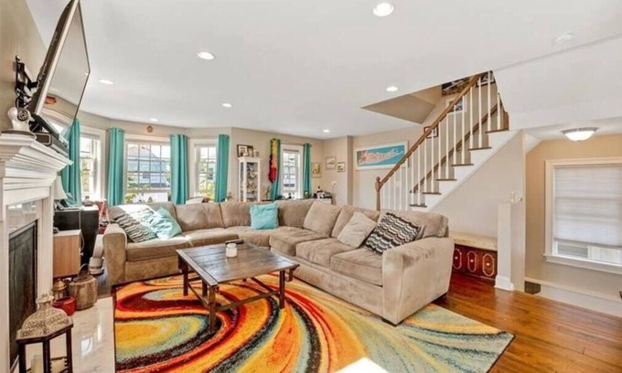 Long Beach House | Beach House Getaway: Hot Tub, Bikes & Beach Passes Await