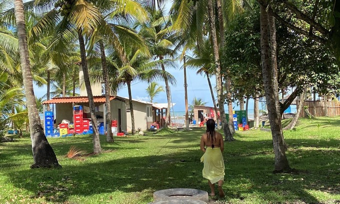 Olivenca House | Inviting Beach House Retreat with Pool and Pet-Friendly Perks