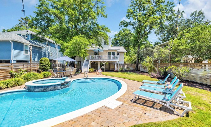North Litchfield Beach House | Beach House Retreat with Private Pool at North Litchfield