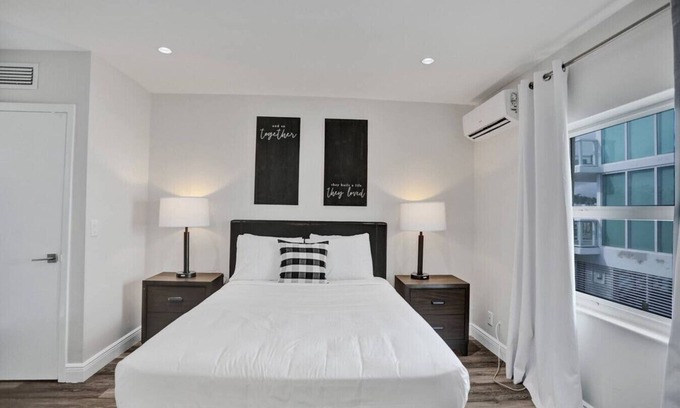 Hendricks and Venice Isles Apartment | Seaside Retreat: Modern Studio Apartment in Fort Lauderdale