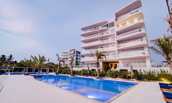 Zona Norte Apartment | Relax at Beach Loft: Oceanfront Condo with Pool & Kitchen