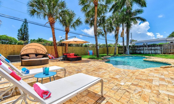 Island Estates House | Beach Oasis Tiki Cabana: Family-Friendly with Heated Pool