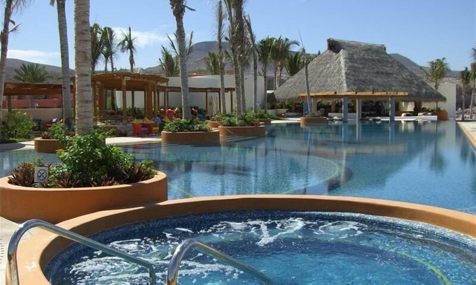 La Paz Condo | Unwind at the Beach with Pool, Golf & Fishing Adventures!