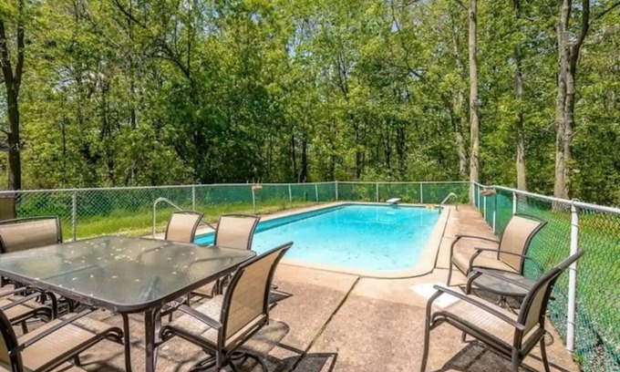 Waverly Beach House | Experience Our Happy Place - Pool & Beach Near Friendship Trail