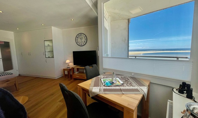 Borkum Apartment | Ocean View Retreat at Seeblick: Rated 10/10 by Guests